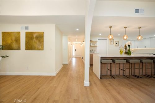 12727 Daryl Ave, Granada Hills, CA, 91344-1063 | Card Image