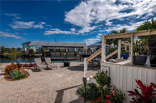 23 Nancy Ln, Fort Myers Beach, FL, 33931-2935 | Card Image