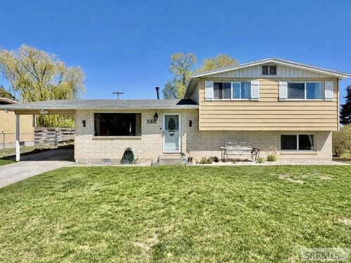 560 Lena Ln, Blackfoot, ID, 83221-2537 | Card Image