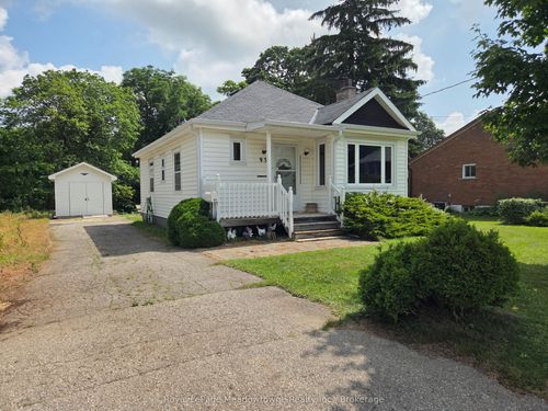 95 Poplar Ave, Acton, ON, L7J2E3 | Card Image