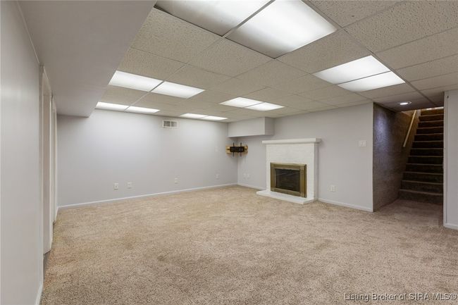1407 Slate Run Rd, Home with 3 bedrooms, 3 bathrooms and null parking in New Albany IN | Image 68