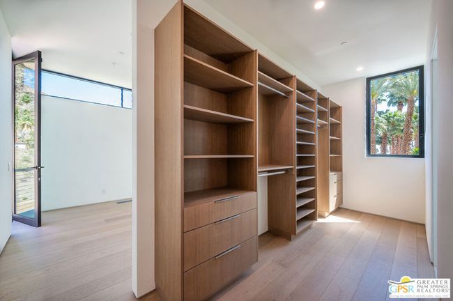 310 W Crestview Dr, House other with 3 bedrooms, 4 bathrooms and 2 parking in Palm Springs CA | Image 37