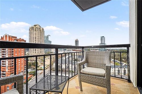 apt-2207-3481 Lakeside Dr Ne, Atlanta, GA, 30326-1337 | Card Image