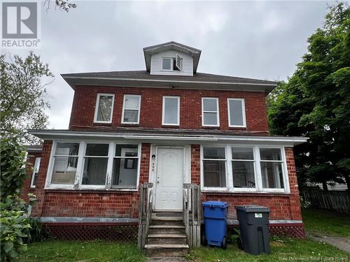 555 Duke St, Bathurst, NB, E2A2X6 | Card Image