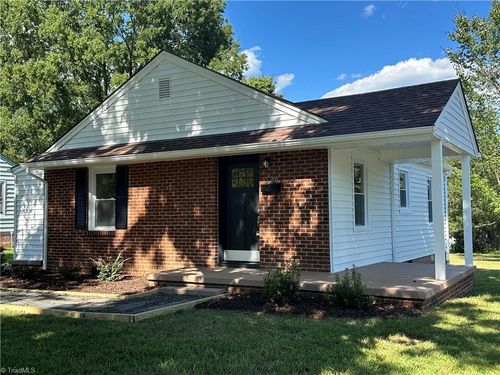 520 Delaware Ave, Burlington, NC, 27217-6173 | Card Image