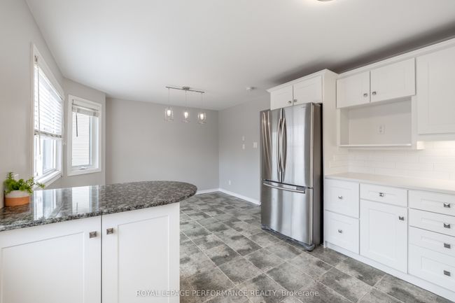 6917 Du Bois Ave, Condo with 3 bedrooms, 3 bathrooms and 2 parking in Orleans ON | Image 20