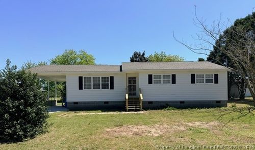 250 Trappers Run Ln, Clinton, NC, 28328-9161 | Card Image