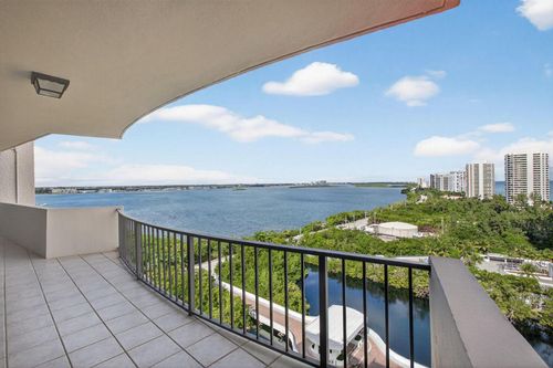 2-1606-4200 N Ocean Dr, Riviera Beach, FL, 33404-2856 | Card Image