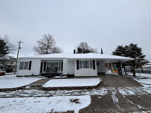 704 N 9th St, Vincennes, IN, 47591-3124 | Card Image