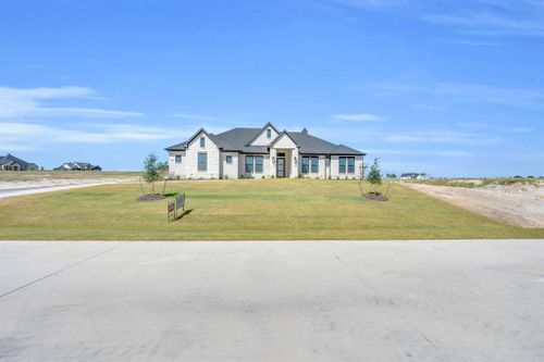 270 Marie Ln, Waxahachie, TX, 75167-9086 | Card Image