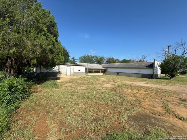 502 N Front, Home with 0 bedrooms, 0 bathrooms and null parking in Cotulla TX | Image 9
