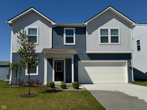 11912 Moorfield Ln, Indianapolis, IN, 46235-2701 | Card Image