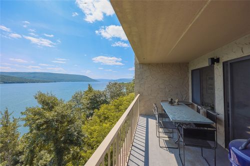 130 Cliffside Dr, Canandaigua, NY, 14424 | Card Image