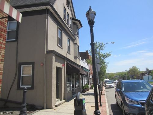 3-638 Bloomfield Ave, Verona, NJ, 07044-1828 | Card Image