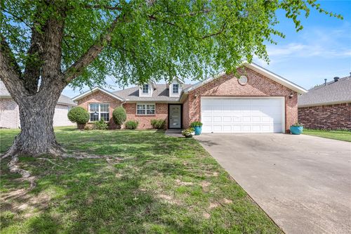 3900 Sw Carriageway Ave, Bentonville, AR, 72712-7531 | Card Image