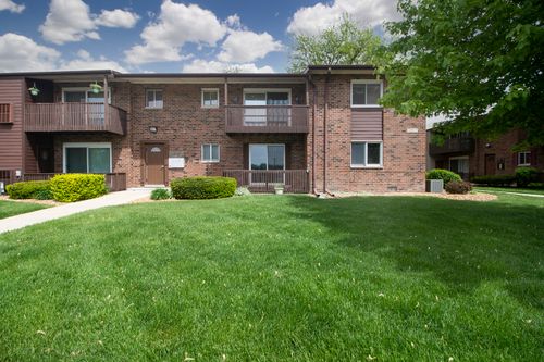 1616-18079 Live Oak Ct, Tinley Park, IL, 60477-4120 | Card Image