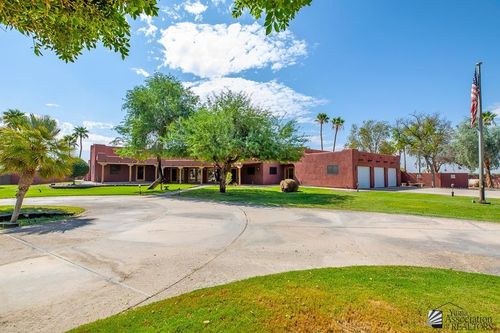 15487 S Avenue A, Somerton, AZ, 85350-7693 | Card Image