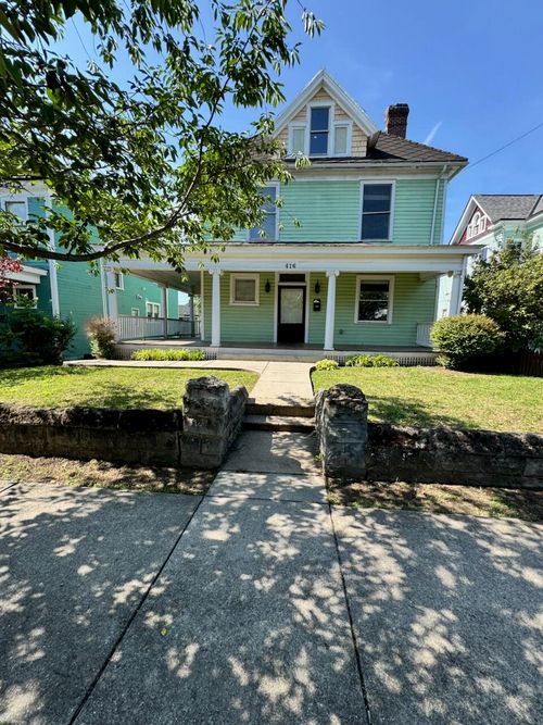 416 Day Ave Sw, Roanoke, VA, 24016-3916 | Card Image