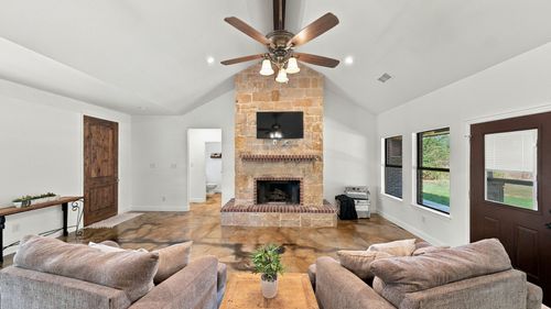 1389 County Road 3591, Paradise, TX, 76073-5016 | Card Image