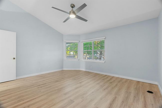 210 Ocean Dunes Cir, Condo with 3 bedrooms, 3 bathrooms and null parking in Jupiter FL | Image 30