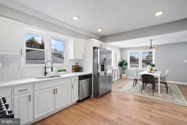 314 Stillwater Rd, House other with 5 bedrooms, 2 bathrooms and null parking in ESSEX MD | Image 5