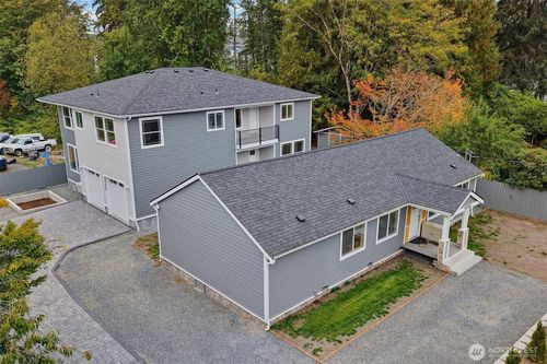 a-15724 King Pl, Lynnwood, WA, 98087-2628 | Card Image