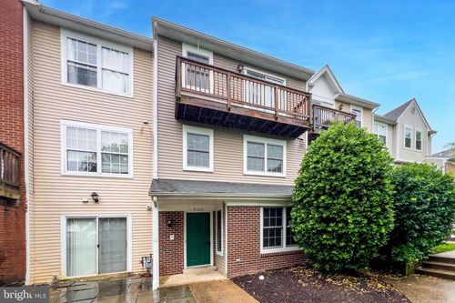 8005 Coachcrest Ct, MANASSAS, VA, 20109-7614 | Card Image