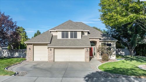 2918 W 43rd Ct, Kennewick, WA, 99337-2677 | Card Image