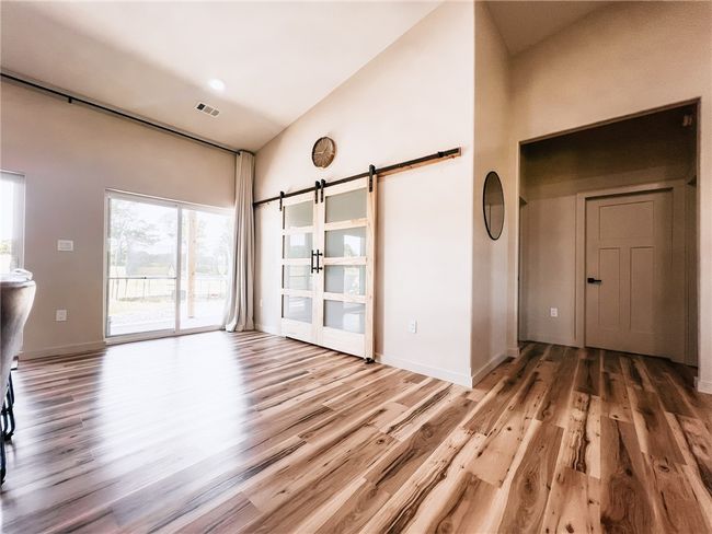 5807 Farm Road 2212, House other with 3 bedrooms, 2 bathrooms and null parking in Washburn MO | Image 5
