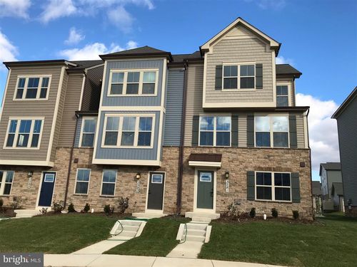 3581 Shady Pines St, FREDERICK, MD, 21704-6907 | Card Image