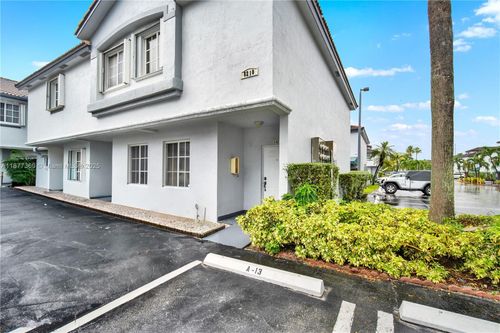 apt-14-8210 Nw 10th St, Miami, FL, 33126-2707 | Card Image