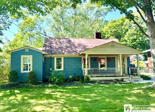 328 E Main St, Fredonia, NY, 14063-1414 | Card Image