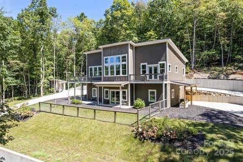 1185 Wallalieu Rd, Otto, NC, 28763-8118 | Card Image