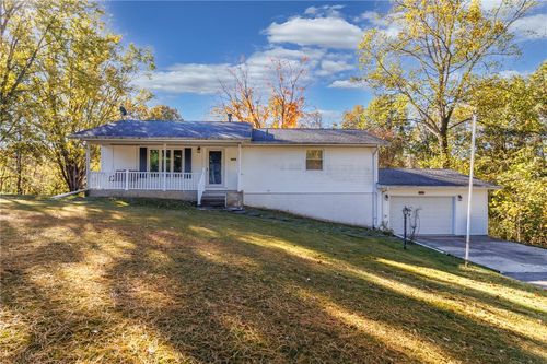 103 Oak Dr, Watson, IL, 62473-1105 | Card Image