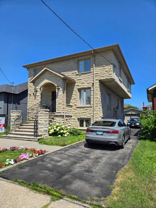 171 Beta St, Etobicoke, ON, M8W4H5 | Card Image