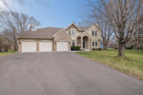16332 Mayfield Dr, Eden Prairie, MN, 55347-2211 | Card Image
