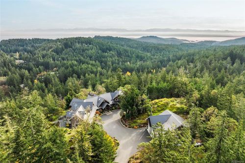 4809 Eales Rd, Victoria, BC, V9C4E1 | Card Image
