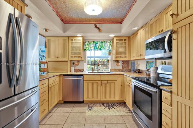 9381 Nw 41 St Pl, House other with 4 bedrooms, 3 bathrooms and null parking in Sunrise FL | Image 8