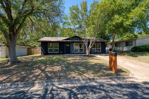 511 Ramble Ln, Austin, TX, 78745-2246 | Card Image
