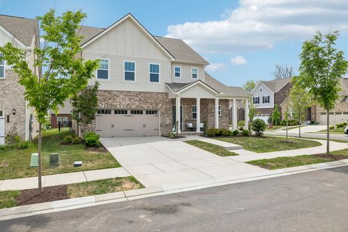 702 Omaha Dr, Gallatin, TN, 37066-5032 | Card Image