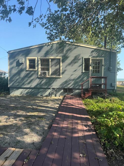 13512 Venetian Dr, Monroe, MI, 48161-4741 | Card Image