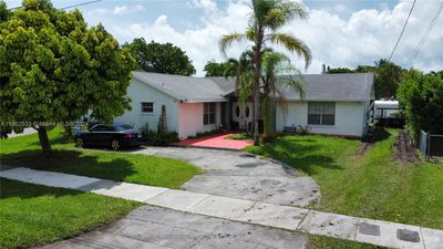 19641 Sterling Dr, House other with 5 bedrooms, 3 bathrooms and null parking in Cutler Bay FL | Image 3