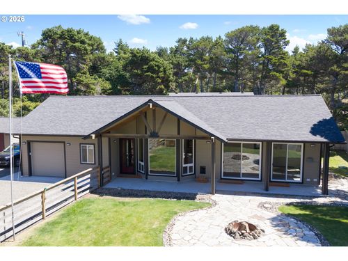 4606 Perpetua St, Florence, OR, 97439-9123 | Card Image