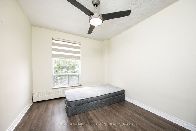255 - 10 Eddystone Ave, Condo with 3 bedrooms, 2 bathrooms and 1 parking in North York ON | Image 16