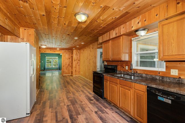 6997 Woodlea Rd W, House other with 3 bedrooms, 2 bathrooms and null parking in Oscoda MI | Image 6