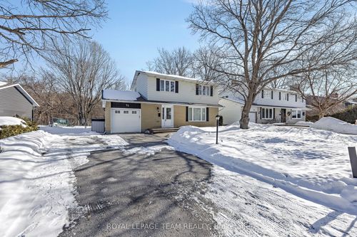 55 Coldstream Dr, Munster, ON, K0A3P0 | Card Image