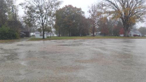 2004 N 2nd St, Fayetteville, IL, 62258-4822 | Card Image