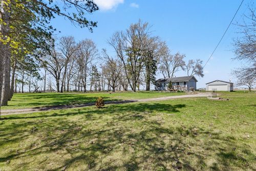 9021 Route 52, Newark, IL, 60541 | Card Image