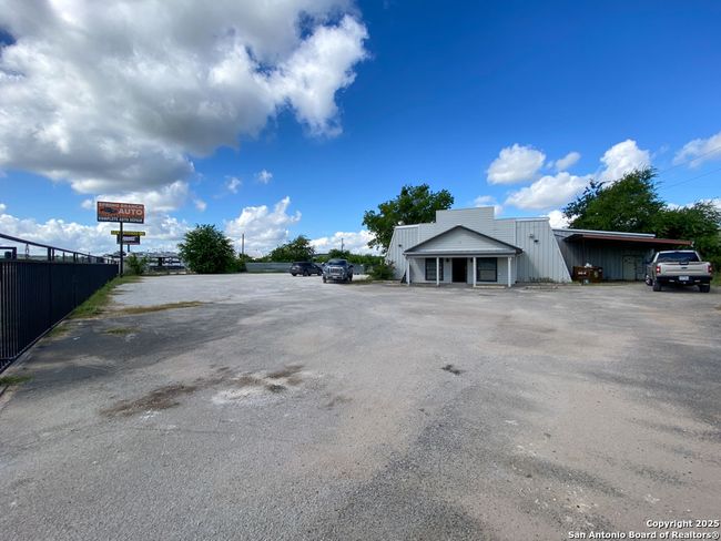 8491 Us Highway 281 N, Home with 0 bedrooms, 0 bathrooms and null parking in Spring Branch TX | Image 12