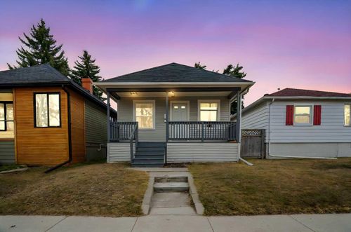 317 18 Ave Nw, Calgary, AB, T2M0T4 | Card Image